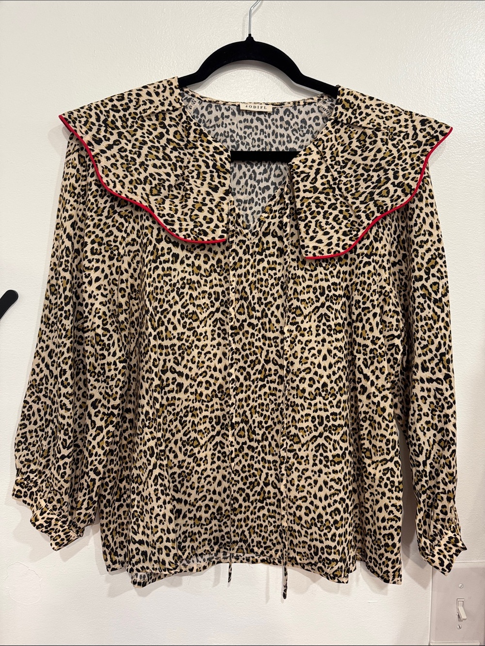 JODIFL Leopard Print Blouse with Red-Trim Collar
